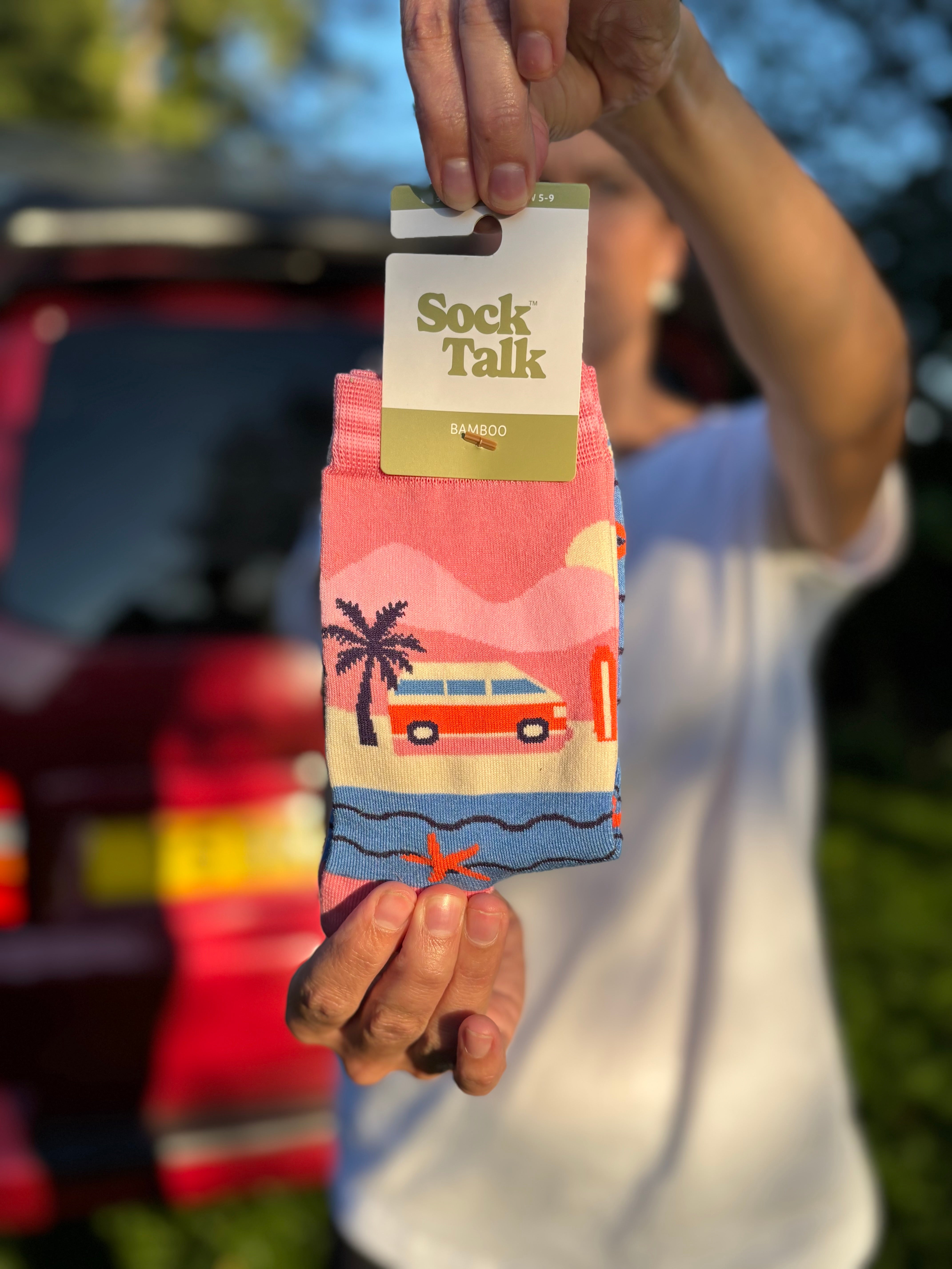 Beach Days Bamboo Socks - Pink